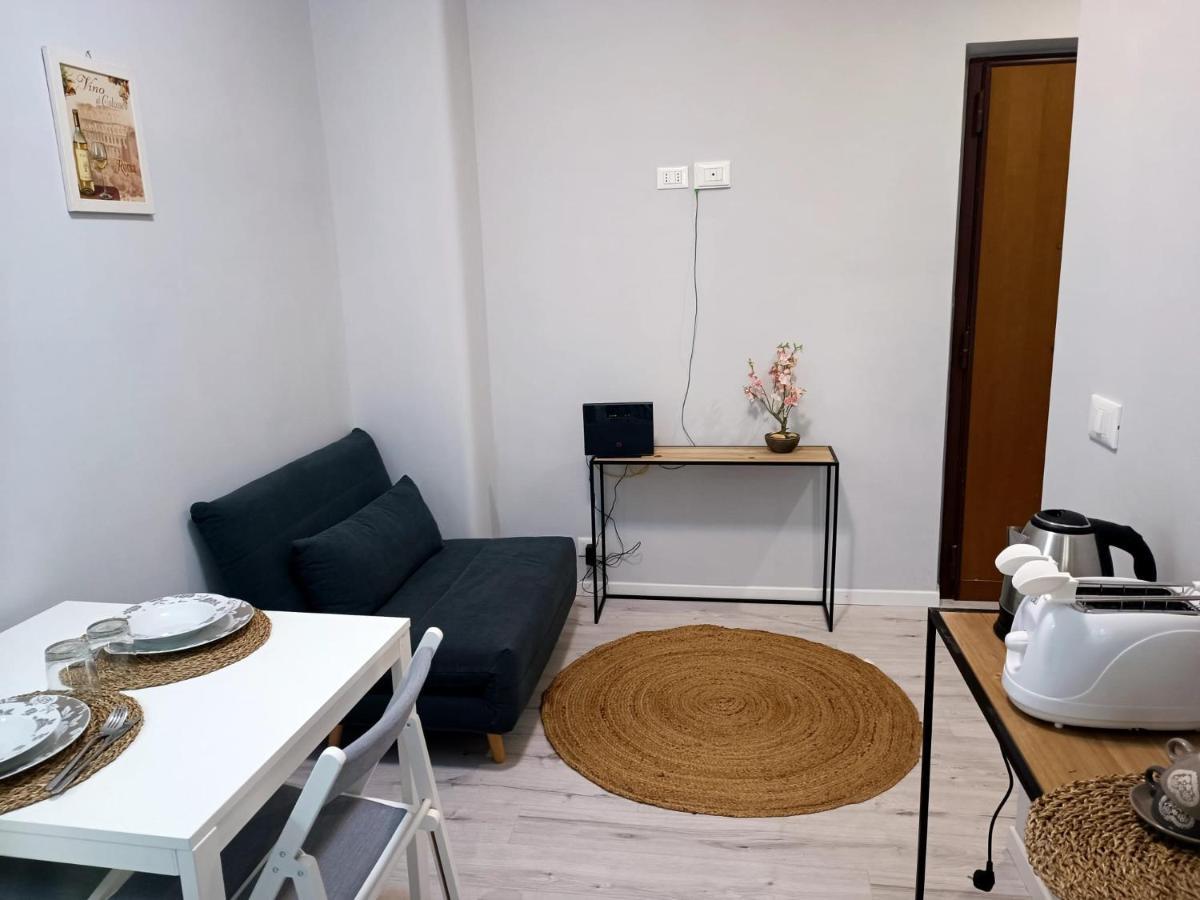 Casa Paolina A Metro San Paolo Apartment โรม ภายนอก รูปภาพ
